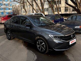 2021 Volkswagen Polo VI, серый, 1890000 рублей, вид 3