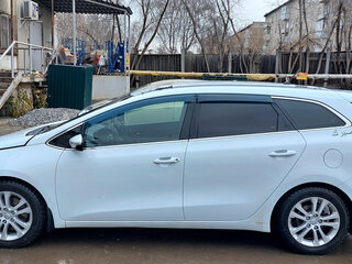2014 Kia Ceed II, белый, 2000000 рублей, вид 4