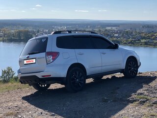 2011 Subaru Forester III Рестайлинг, белый, 1500000 рублей, вид 4