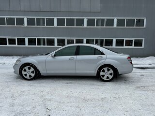 2006 Mercedes-Benz S-Класс 350 V (W221), серебристый, 1800000 рублей, вид 5