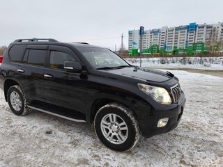 2013 Toyota Land Cruiser Prado 150 Series, чёрный, 3600000 рублей, вид 3