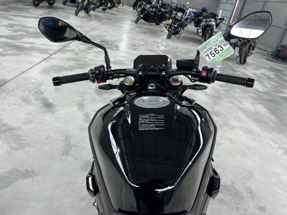 2025 BMW S 1000 R, чёрный, 2199999 рублей - вид 19
