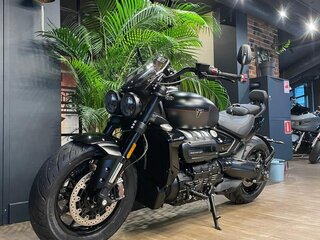 2025 Triumph Rocket 3, чёрный, 3700000 рублей, вид 4