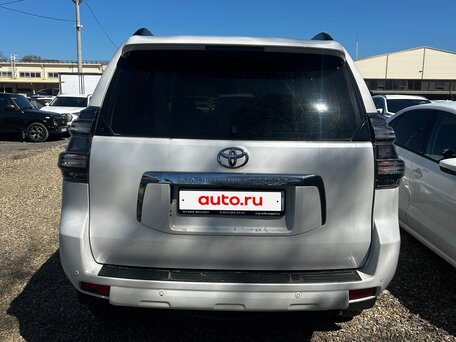 2013 Toyota Land Cruiser Prado 150 Series, белый, 2368910 рублей, вид 3