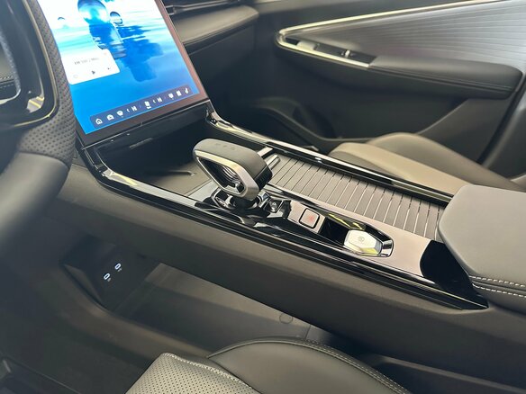 2026 Geely Cityray, белый - вид 9