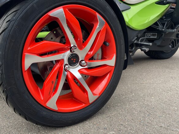 2014 BRP Can-Am Spyder, зелёный, 1000000 рублей - вид 11