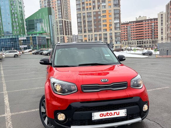2018 Kia Soul II Рестайлинг, красный, 1590000 рублей - вид 3