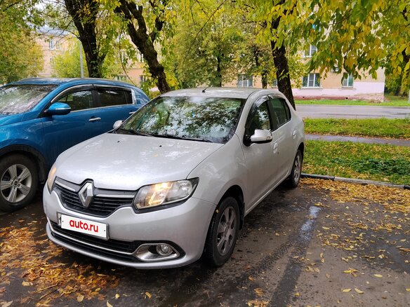 2017 Renault Logan II, серый - вид 2