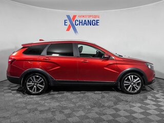 2020 Lada (ВАЗ) Vesta SW Cross I, красный, 969000 рублей, вид 4