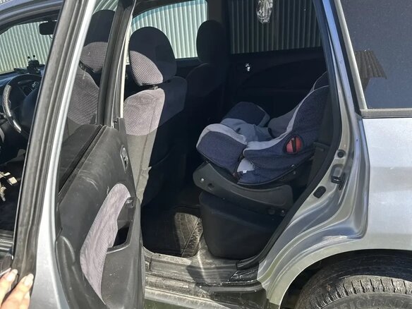 2003 Mitsubishi Outlander I, серебристый, 450000 рублей - вид 8