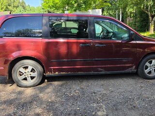 2007 Chrysler Town & Country V, красный, 730000 рублей, вид 3