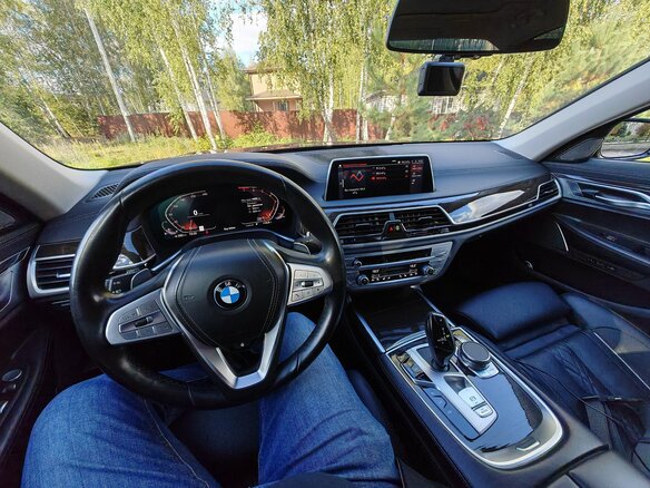 2021 BMW 7 серии 740i VI (G11/G12) Рестайлинг, чёрный, 5950000 рублей - вид 9