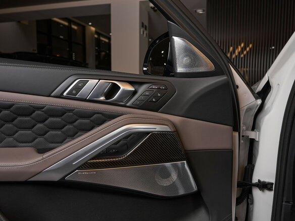2024 BMW X6 M Competition III (F96) Рестайлинг, белый, 23050000 рублей - вид 15