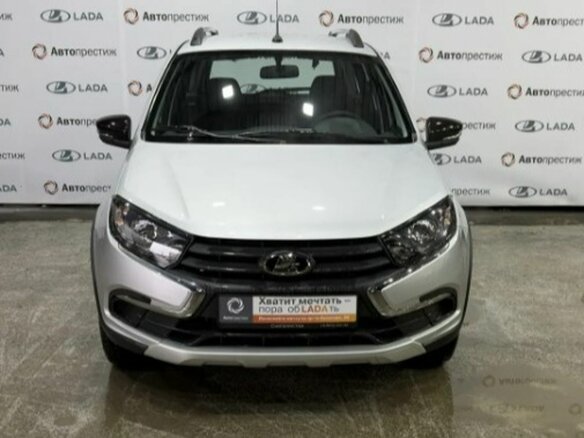 2025 Lada (ВАЗ) Granta Cross I Рестайлинг, серебристый, 1246000 рублей - вид 1
