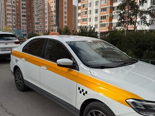 2021 Volkswagen Polo VI, белый, 1200000 рублей, вид 2