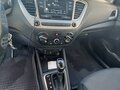 2020 Hyundai Solaris II Рестайлинг, белый, 1300000 рублей - вид 8