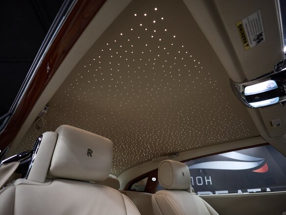 2008 Rolls-Royce Phantom VII, чёрный, 27550000 рублей - вид 18