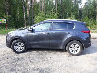 2017 Kia Sportage IV, серый, 1950000 рублей, вид 4
