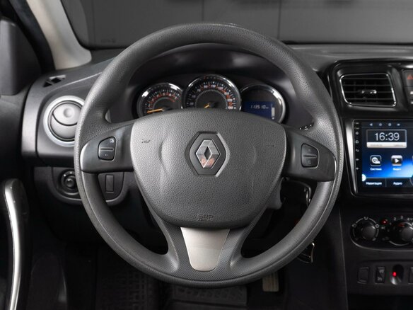 2014 Renault Sandero Stepway II, чёрный, 799000 рублей - вид 9