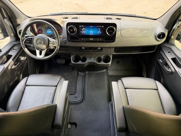 2022 Mercedes-Benz Sprinter, серый, 8000000 рублей - вид 6