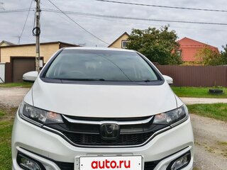 2018 Honda Fit III Рестайлинг, белый, 1230000 рублей, вид 4
