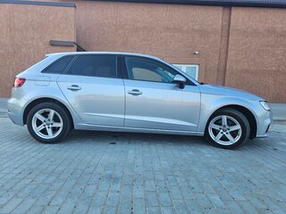 2018 Audi A3 Sportback III (8V) Рестайлинг, серебристый, 1399999 рублей, вид 2