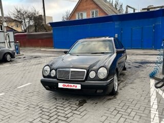 1999 Mercedes-Benz E-Класс 240 II (W210, S210) Рестайлинг, чёрный, 150000 рублей, вид 2
