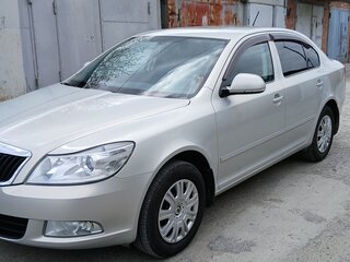 2013 Skoda Octavia II (A5) Рестайлинг, серый, 1050000 рублей, вид 3