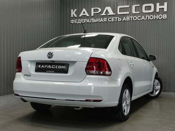 2018 Volkswagen Polo V Рестайлинг, белый - вид 1