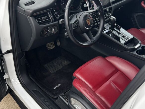 2023 Porsche Macan I Рестайлинг 2, белый, 5990000 рублей - вид 6
