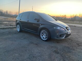 2008 SEAT Altea Freetrack I, чёрный, 700000 рублей, вид 2