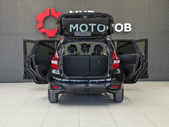 2017 Nissan Note II Рестайлинг, чёрный, 940000 рублей - вид 6
