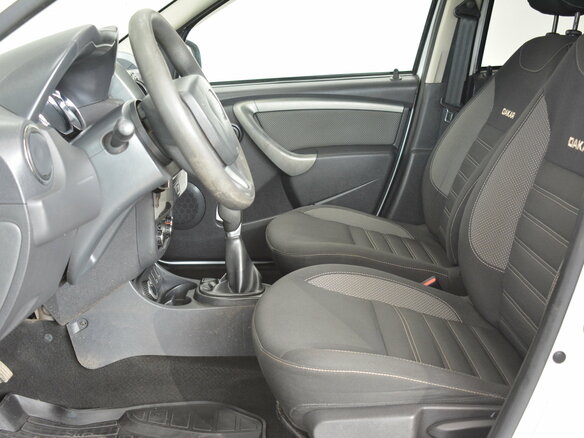 2017 Renault Duster I Рестайлинг, белый, 1355000 рублей - вид 8