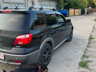 2006 Mitsubishi Outlander I, чёрный, 490000 рублей, вид 3