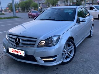 2012 Mercedes-Benz C-Класс 200 III (W204) Рестайлинг, серебристый, 1600000 рублей, вид 3