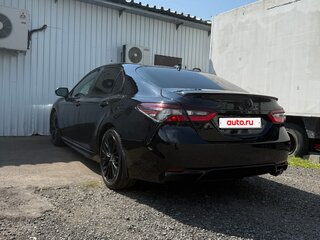2022 Toyota Camry US Market VIII (XV70) Рестайлинг, чёрный, 2930000 рублей, вид 4