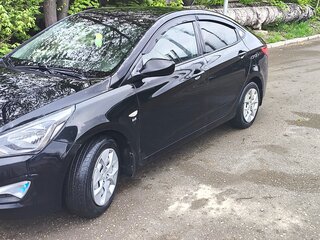2016 Hyundai Solaris I Рестайлинг, чёрный, 900000 рублей, вид 1