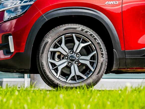 2020 Kia Seltos I, красный, 1770000 рублей - вид 8