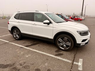 2019 Volkswagen Tiguan Allspace II, белый, 2100000 рублей, вид 4