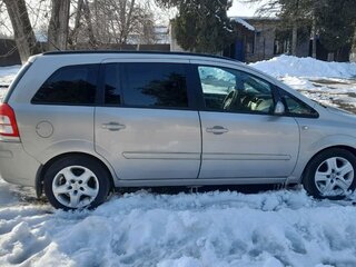 2008 Opel Zafira B, бежевый, 575000 рублей, вид 2