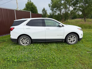 2020 Chevrolet Equinox III, белый, 1900000 рублей, вид 3