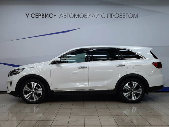 2018 Kia Sorento III Prime Рестайлинг, белый, 1869000 рублей - вид 1
