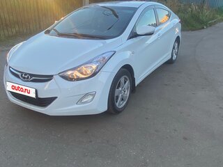 2013 Hyundai Elantra V (MD), белый, 800000 рублей, вид 2