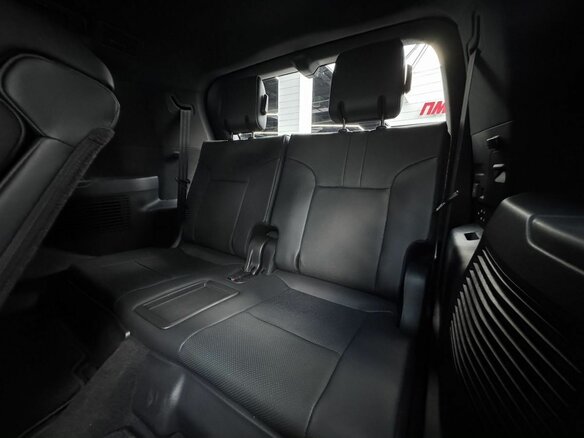 2025 Lexus LX 700h IV, чёрный, 19770000 рублей - вид 25
