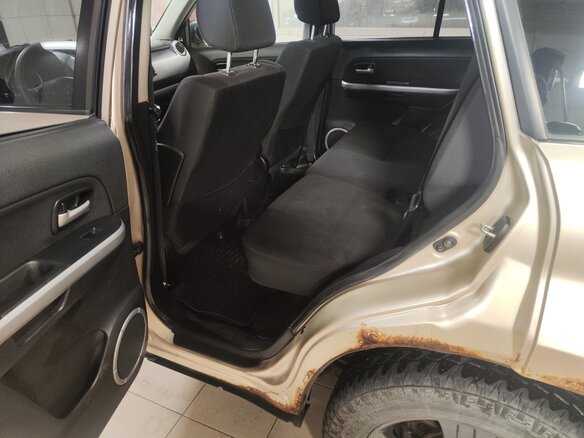 2008 Suzuki Grand Vitara II Рестайлинг, бежевый, 650000 рублей - вид 5
