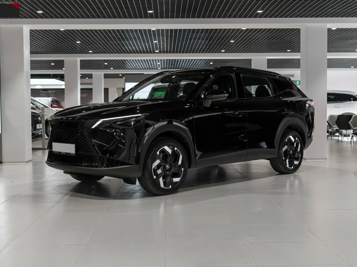 Открыть фотографии: Omoda C7