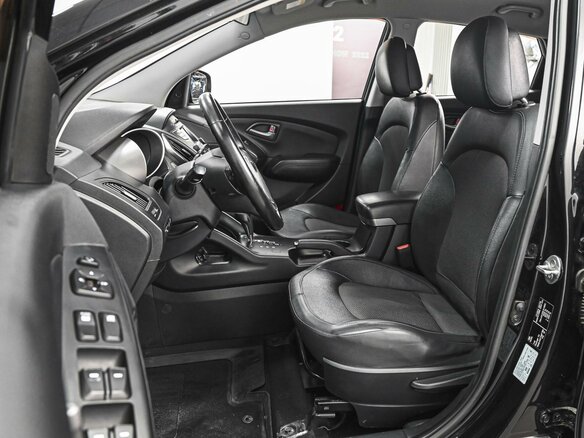 2013 Hyundai ix35 I Рестайлинг, чёрный - вид 9