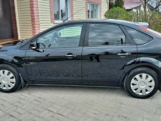 2009 Ford Focus II Рестайлинг, чёрный, 825000 рублей, вид 3