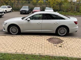 2021 Audi A6 45 TFSI V (C8), белый, 3650000 рублей, вид 2