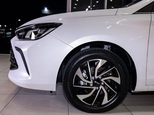 2024 BAIC U5 Plus, белый - вид 4
